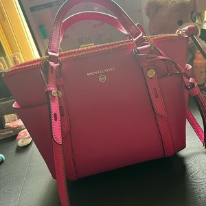 NWOT Authentic Michael Kors Crossbody Tote